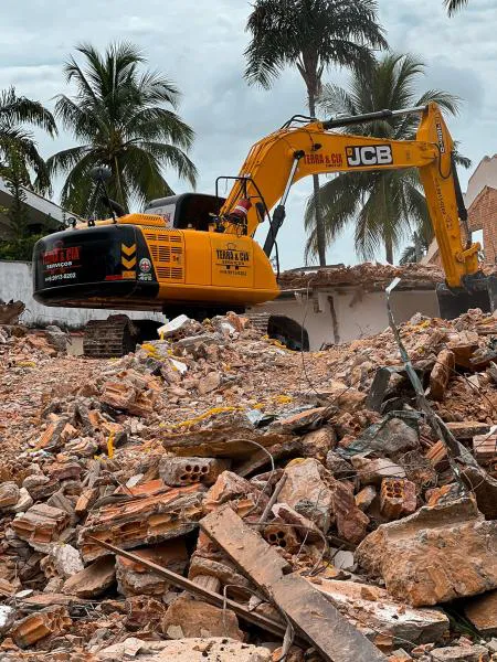Escavadeira Hidráulica S210 JCB